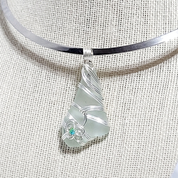 Sea Glass Coke Bottle Wire Wrapped Pendant - Picture 4 of 9